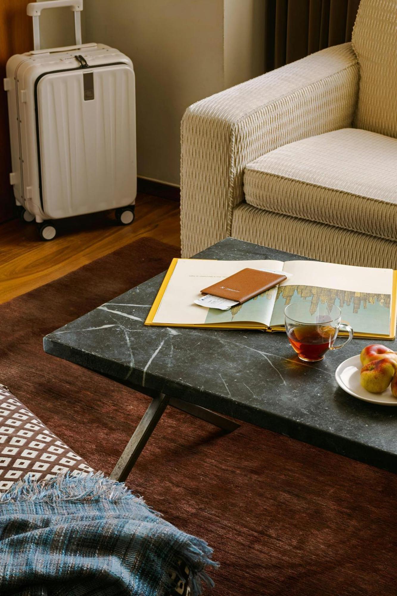 Chambers Hotel Central Park South, Sonder By Marriott Bonvoy New York Bagian luar foto