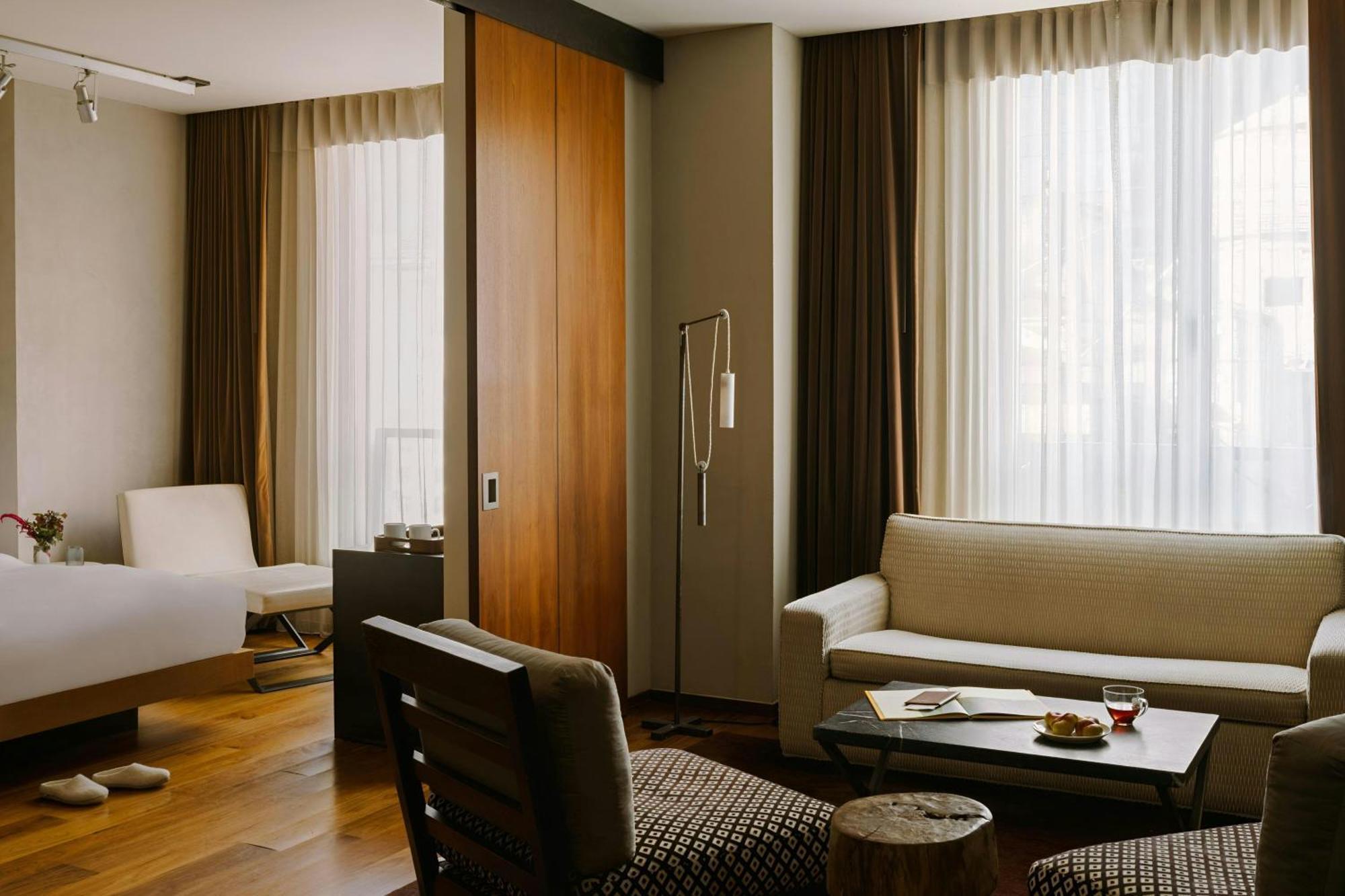 Chambers Hotel Central Park South, Sonder By Marriott Bonvoy New York Bagian luar foto
