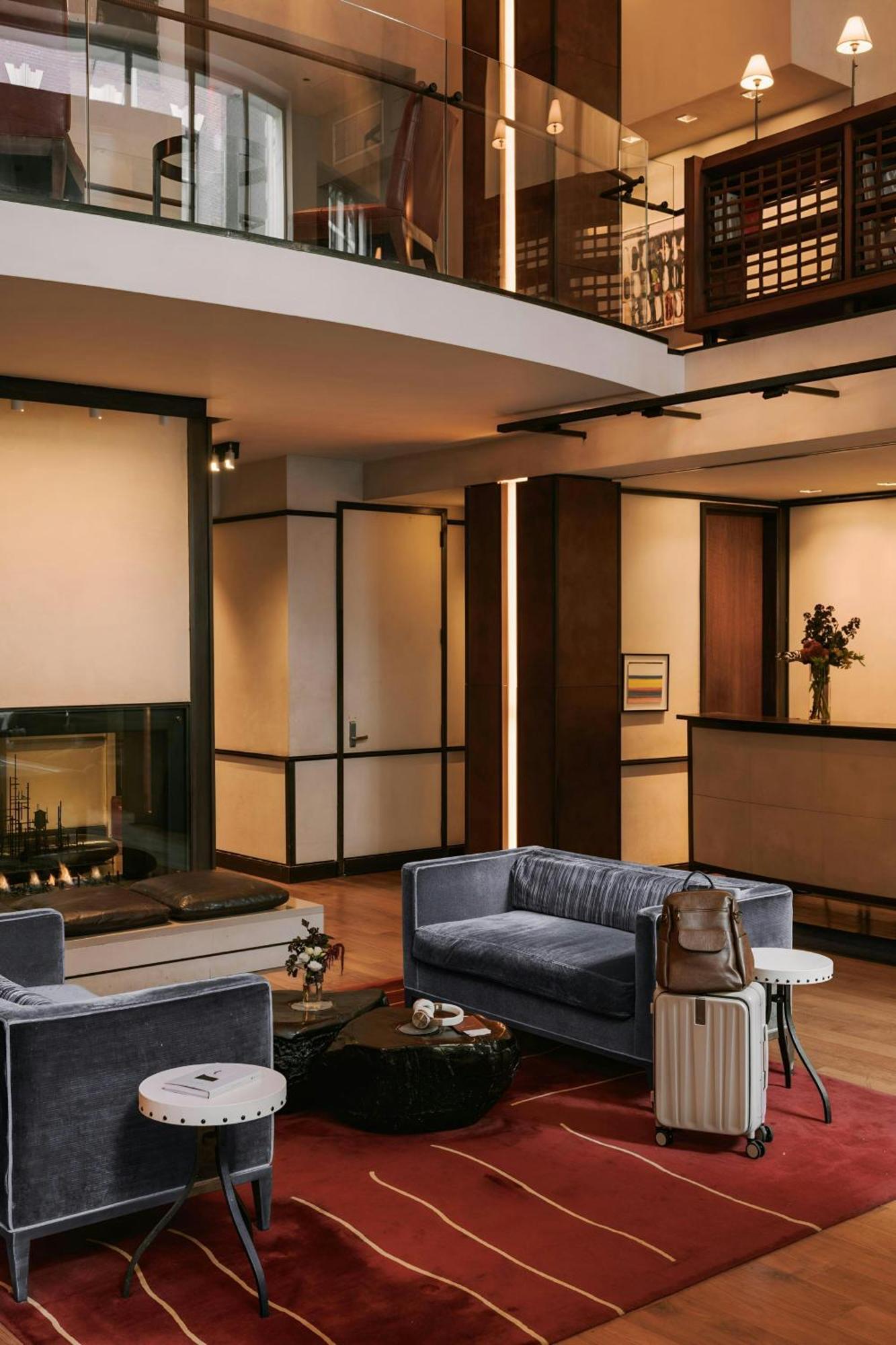 Chambers Hotel Central Park South, Sonder By Marriott Bonvoy New York Bagian luar foto